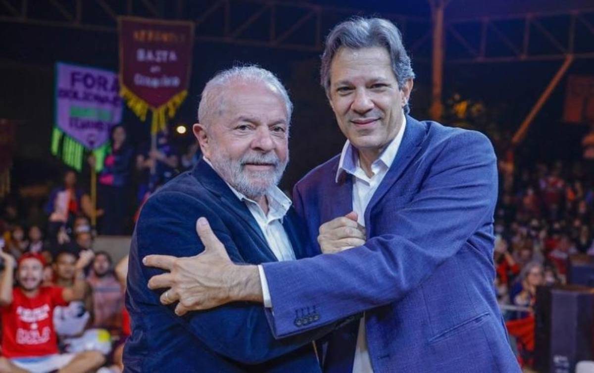 Lula deve passar esta semana em Brasília para tratar da PEC da Transição e nomes para ministérios